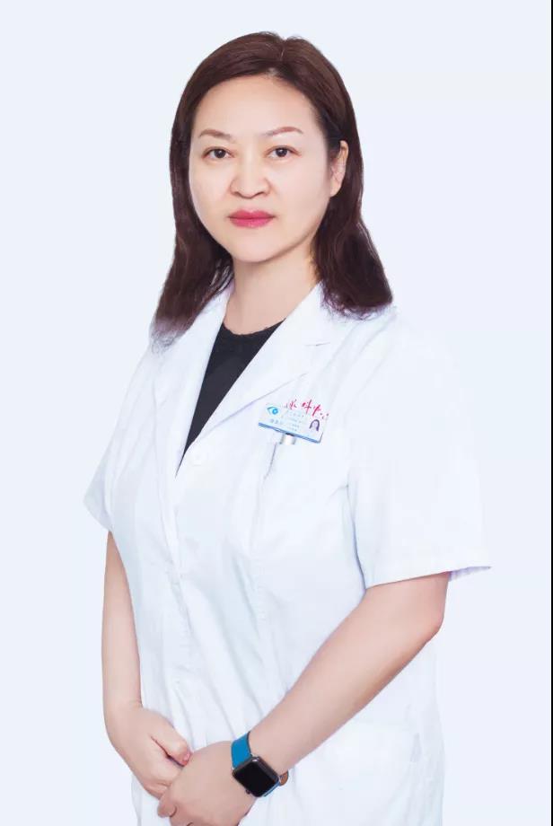 潘美華